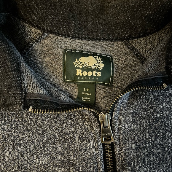 3/4 Zip Roots Sweater - Picture 2 of 6